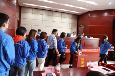 亿万28官网工会第七届会员代表大会圆满举行