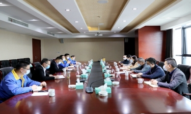 平湖市委常委、宣传部长沈志凤莅临亿万28官网调研疫情防控和复工复产情况