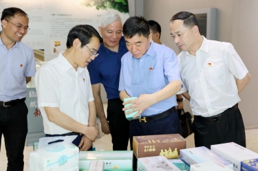 要闻 | 嘉兴市委副书记、政法委书记帅燮琅一行莅临亿万28官网调研指导