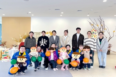 以一份温暖 换一身星光——亿万28官网团委与曹桥行知幼儿园开展爱心结对活动