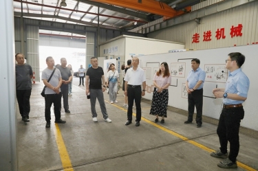 实地观摩促交流 技能赋能助发展 | 山东省淄博市淄川区总工会党组成员、副主席冯进明一行莅临亿万28官网调研交流