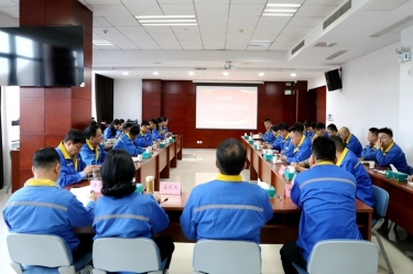 聚才成林固根基 拓新致远谋新篇|亿万28官网2025年度人力资源工作总结大会隆重召开